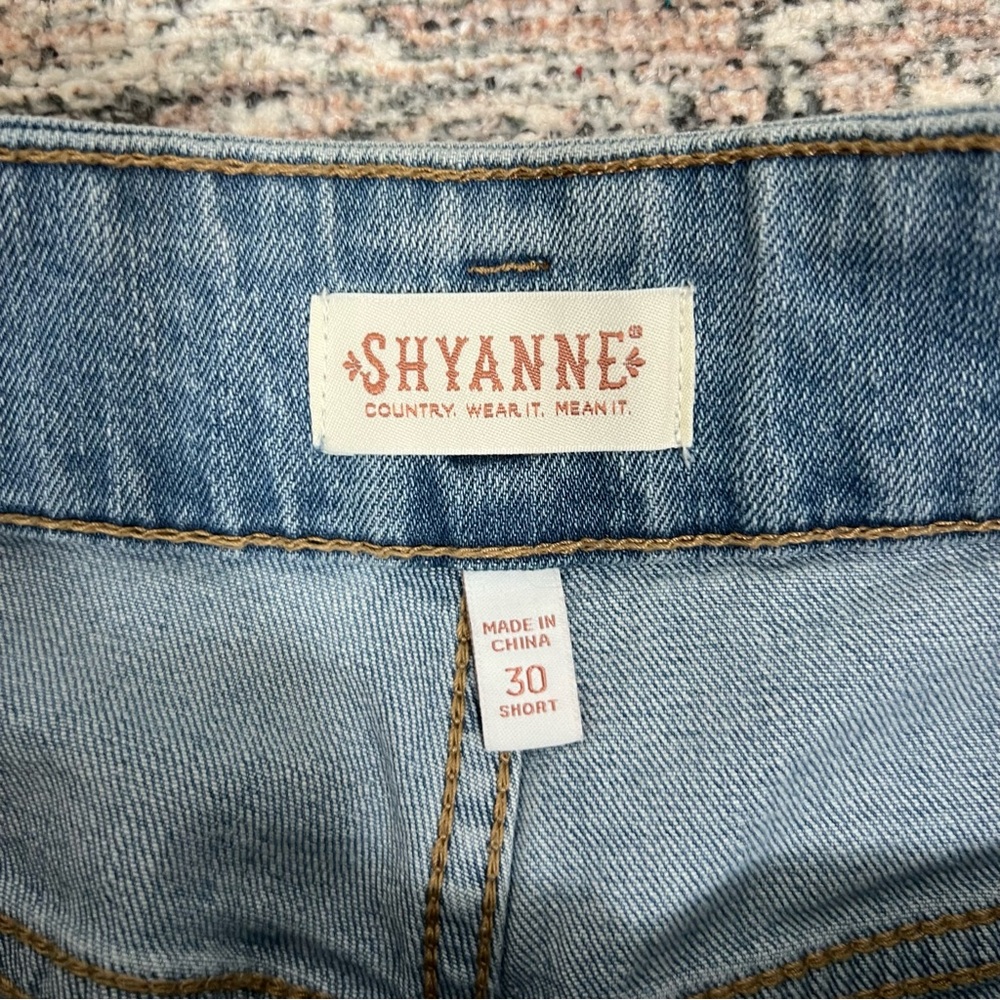 Shyanne High Rise Flare Trouser Jeans Womens Size 30 Short Western Denim - Picture 10 of 14